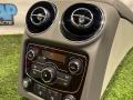 консоль салона Jaguar XJ 4 поколение [рестайлинг] 2017, 3.0 л., бензин, АКПП, седан, задний привод - фото №11