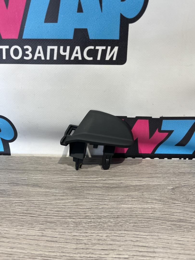 накладка на торпедо (консоль) Chevrolet Trax 2 поколение 2024, 1.2 л., бензин, АКПП, красный, минивэн, передний привод, 42840903 - фото №1