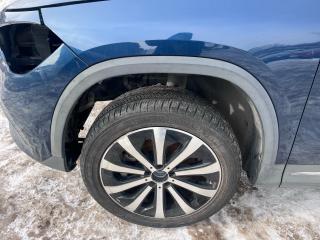 молдинг крыла Mercedes-Benz GLA-Класс H247 2020, 2.0 л., бензин, АКПП, синий, передний привод