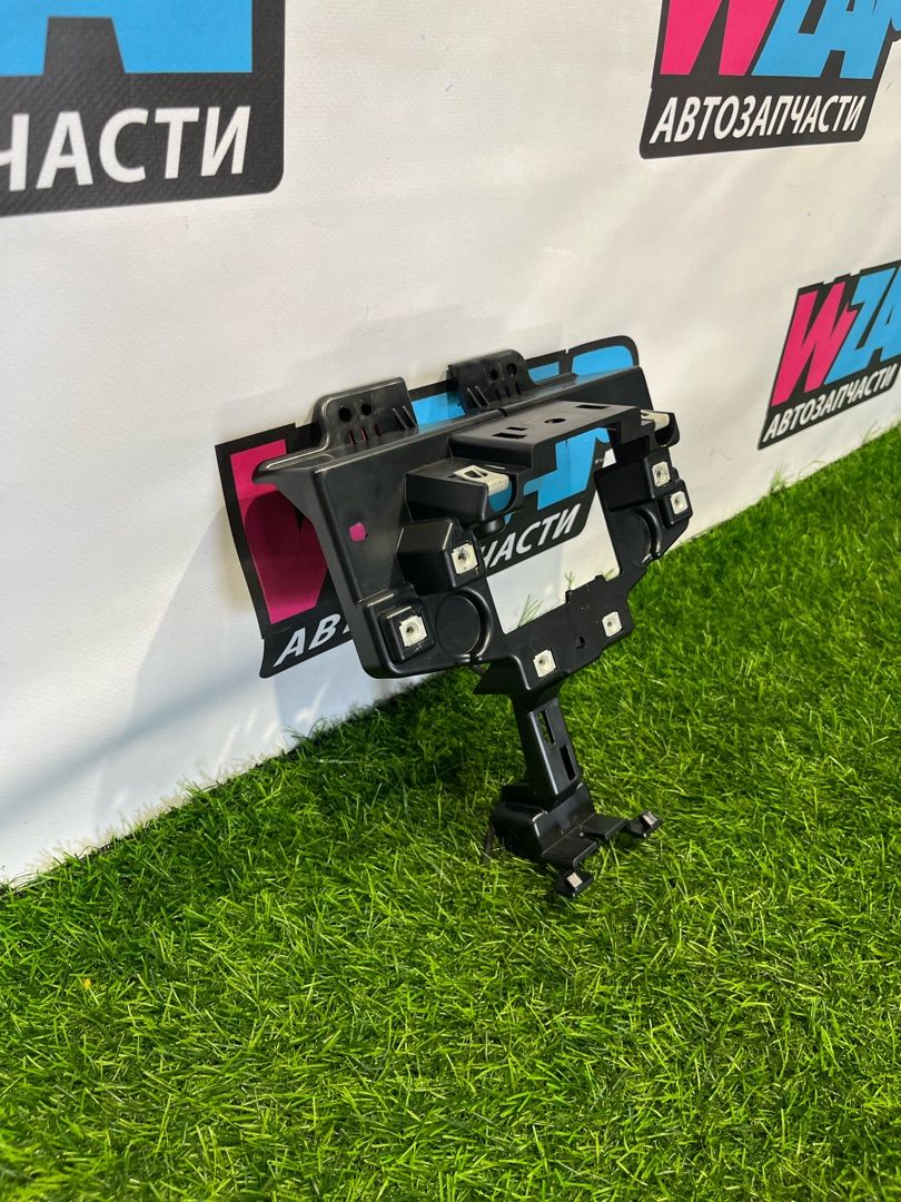 кронштейн (крепление) Ford Escape 4 поколение CX482 2020, 1.5 л., бензин, АКПП, внедорожник 5 дв., LJ6B-S044B48-AC - фото №1