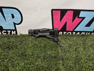 кронштейн (крепление) Tesla Model X 1 поколение 2017, электро, белый, 1051825-00-