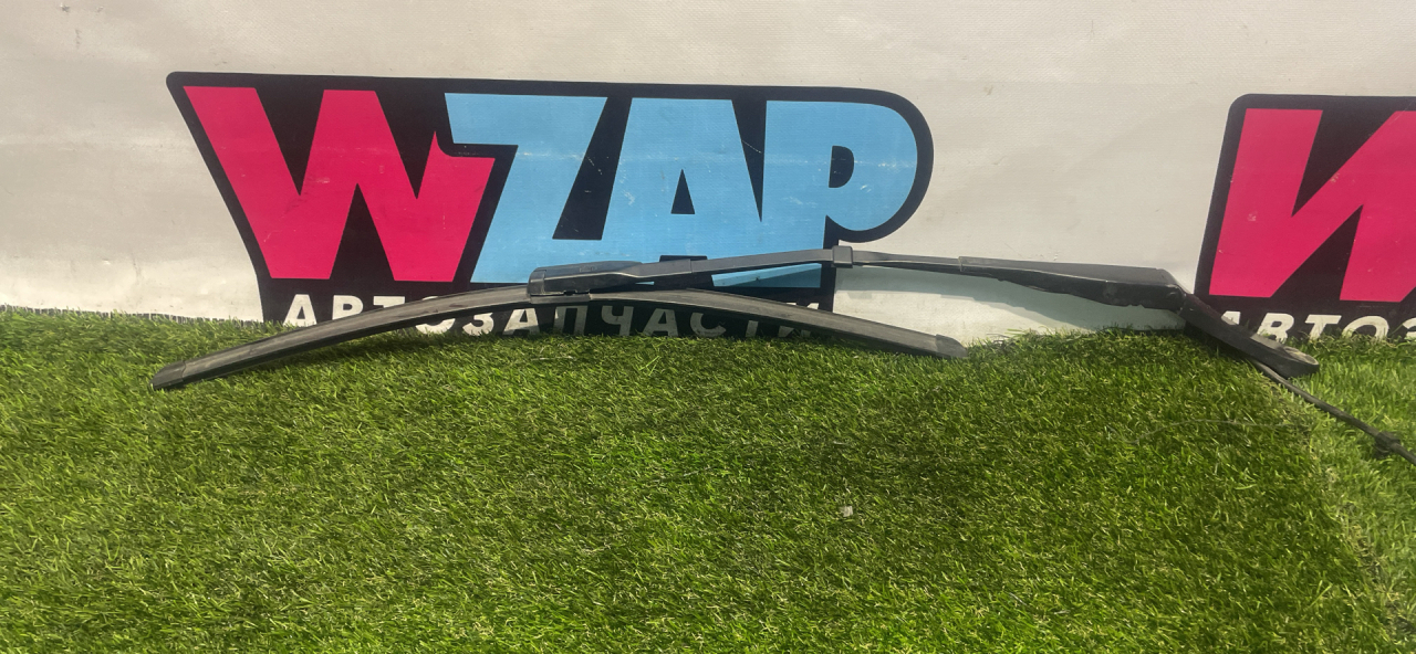 щеткодержатель (поводок стеклоочистителя, дворник) Tesla Model Y 1 поколение 2023, электро, полный привод, 1658942-00-A - фото №1