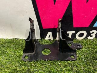 кронштейн КПП Lexus NX 1 поколение [рестайлинг] 2020, 3.0 л., гибрид, АКПП, внедорожник 5 дв.