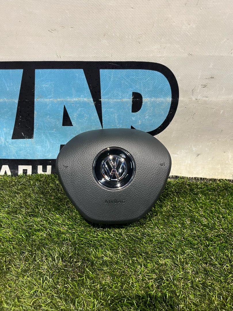 подушка безопасности водителя Volkswagen Tiguan 2 поколение 2020, 2.0 л., бензин, АКПП, внедорожник 5 дв., 5NN880201L - фото №1