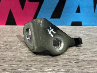 петля двери Ford Edge 2 поколение CD539 [рестайлинг] 2022, 2.0 л., бензин, АКПП, внедорожник 5 дв., полный привод