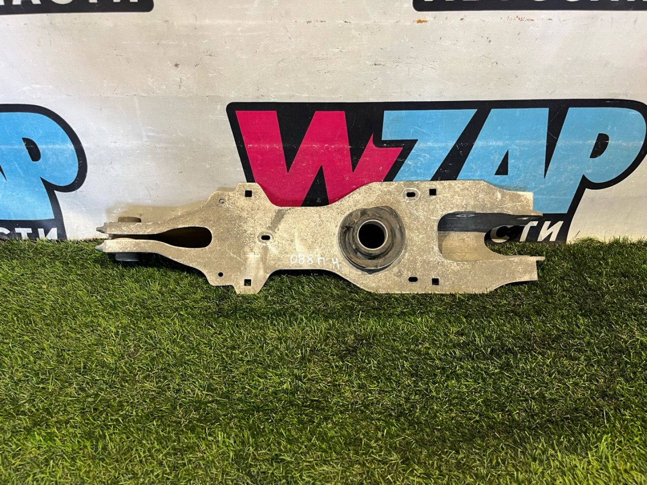 рычаг задний правый Ford Escape 4 поколение CX482 2021, 1.5 л., бензин, АКПП, внедорожник 5 дв., передний привод, LX61-5K652-ANC - фото №1