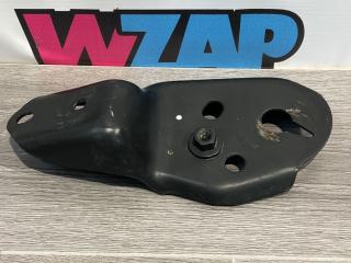 кронштейн (крепление) Ford Mustang 6 поколение S550 [рестайлинг] 2018, 2.3 л., бензин, АКПП, черный, кабриолет, задний привод, FR3C-5078