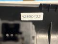 разъем AUX / USB Buick Encore GX 1 поколение [рестайлинг] 2025, 1.3 л., бензин, АКПП, белый, передний привод, 42800422 - фото №6