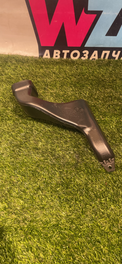 воздуховод печки Tesla Model Y 1 поколение 2023, электро, полный привод, 1769128-00-A - фото №1