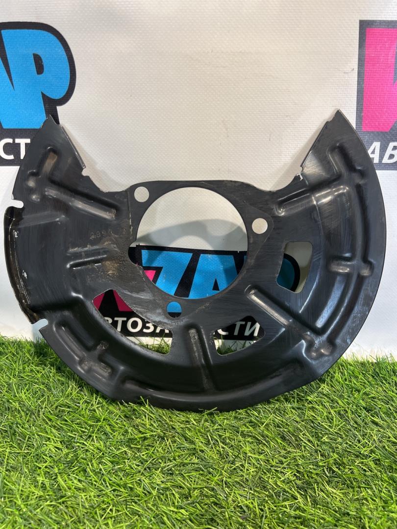 защитный кожух тормозного механизма Buick Encore GX 1 поколение 2020, 1.3 л., бензин, АКПП, полный привод, 47512342 - фото №1