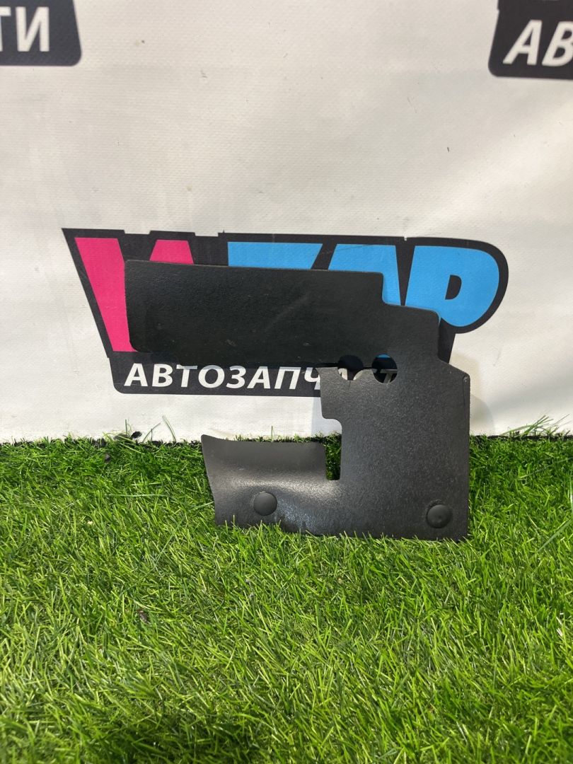 воздуховод (дефлектор) радиатора RAM 1500 5 поколение (2018 - 2024), бензин, АКПП, пикап, 3003010AA - фото №1