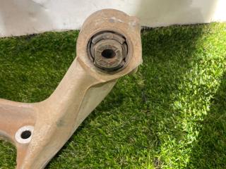 кулак задний левый Ford Mustang 6 поколение S550 [рестайлинг] 2019, 2.3 л., бензин, АКПП, кабриолет, задний привод