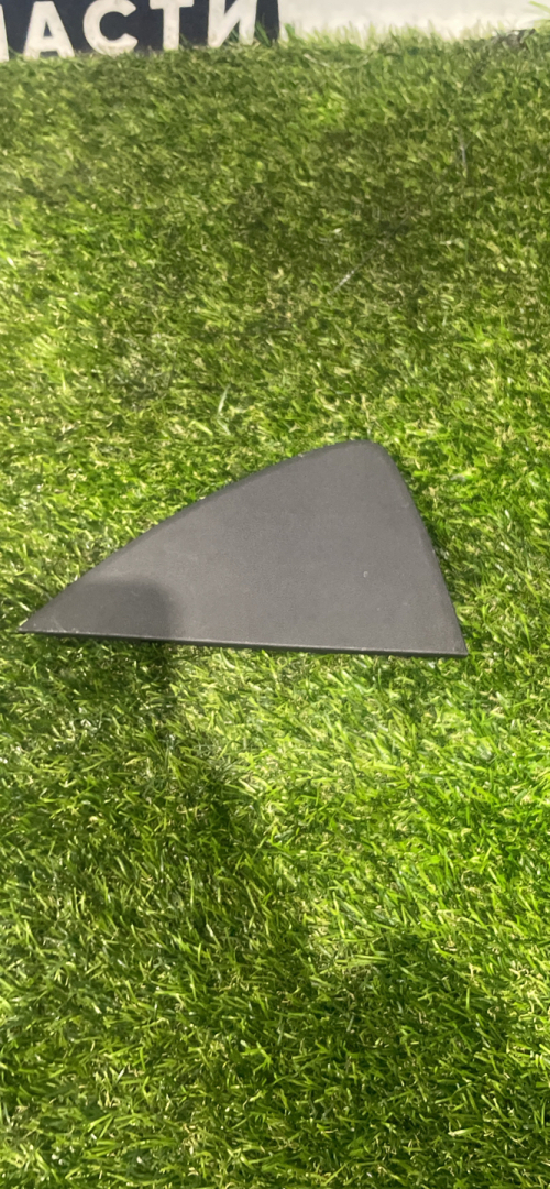 накладка на торпедо (консоль) Tesla Model Y 1 поколение 2023, электро, полный привод, 1648346-00-A - фото №1