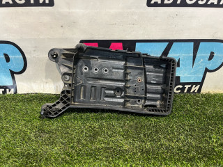 полка аккумулятора Volkswagen Tiguan 2 поколение 2020, 2.0 л., бензин, АКПП, внедорожник 5 дв., 5QF915321C