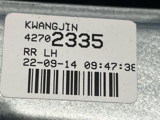 стеклоподъемник задний левый Buick Encore GX 1 поколение 2023, 1.2 л., бензин, АКПП, внедорожник 5 дв., передний привод, 42702335