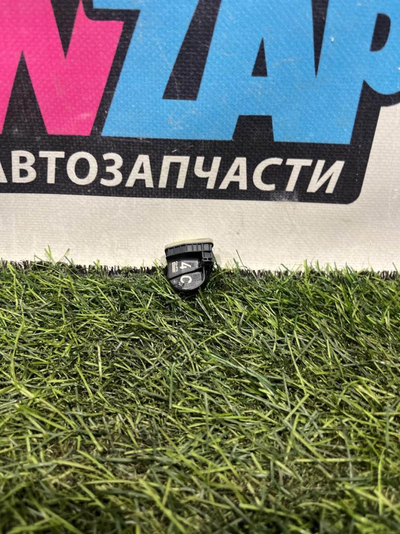 датчик давления в шине Buick Encore GX 1 поколение 2020, 1.2 л., бензин, АКПП, внедорожник 5 дв., передний привод, 13522631 - фото №1