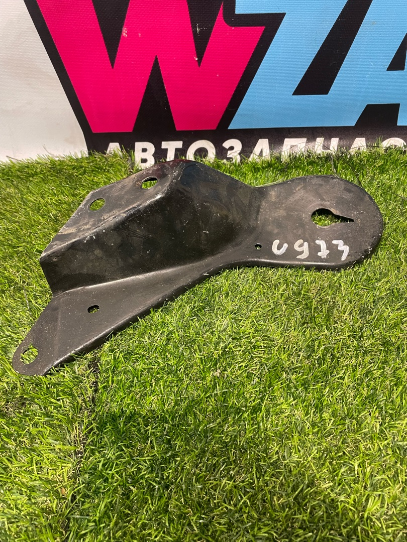 кронштейн (крепление) Ford Explorer 6 поколение U625 2020, 2.3 л., бензин, АКПП, внедорожник 5 дв., полный привод - фото №1