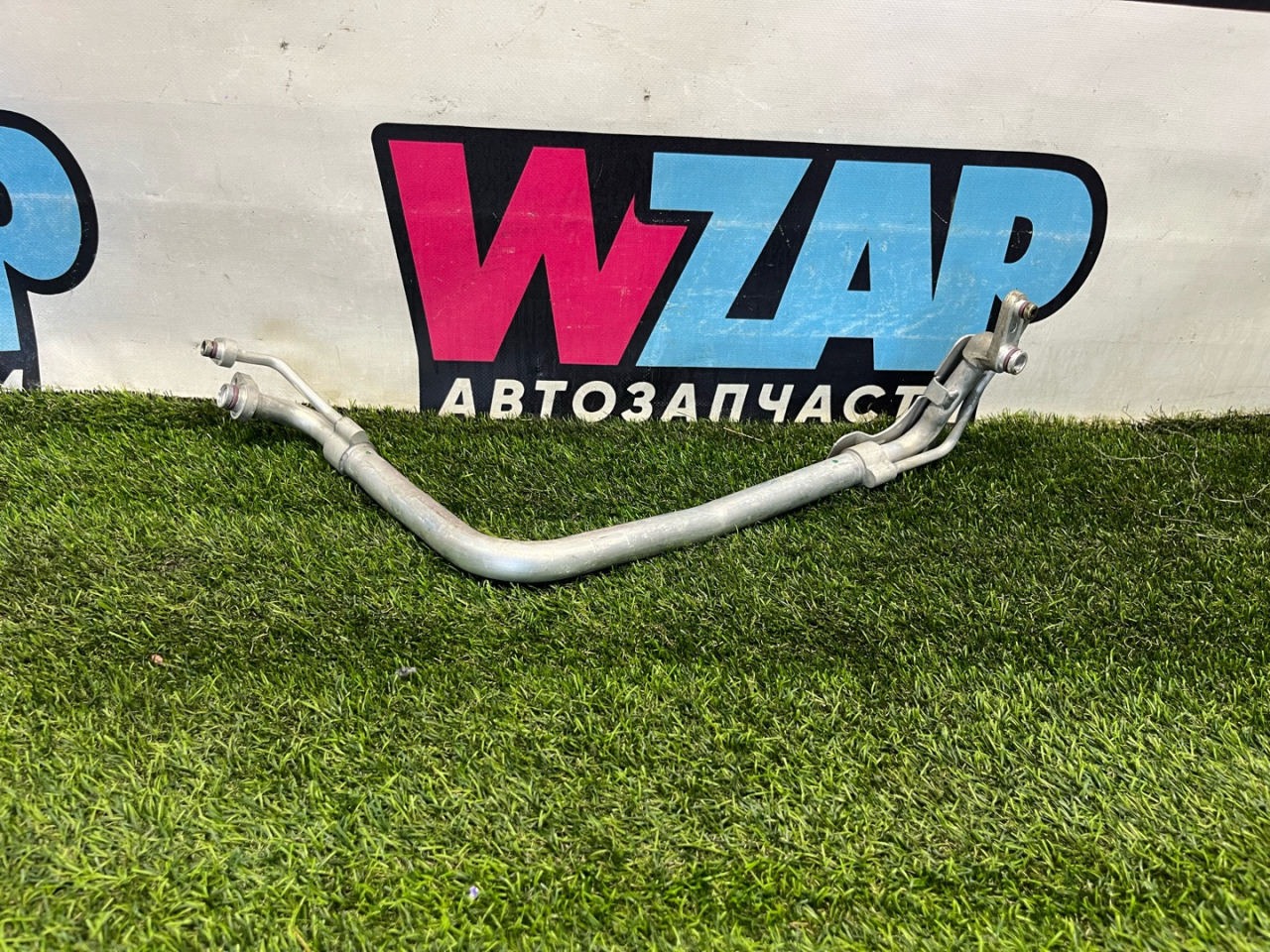 трубка кондиционера Volkswagen Jetta 7 поколение 2019, 1.4 л., бензин, АКПП, седан, передний привод, 5QM816738A - фото №1