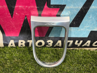 Декоративная накладка центральной консоли Ford Mustang 6 поколение S550 [рестайлинг] 2020, 2.3 л., бензин, АКПП, купе, 75G143-0241Y