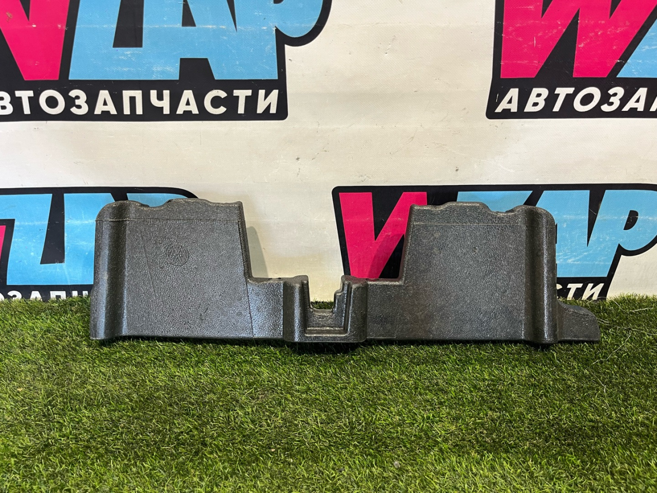 пенопласт багажного отделения Volkswagen Jetta 7 поколение 2019, 1.4 л., бензин, АКПП, седан, передний привод, 17A867873A - фото №1