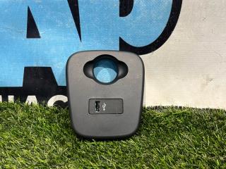 разъем AUX / USB Mini Cabrio 3 поколение [рестайлинг] 2021, 1.5 л., бензин, АКПП, красный, кабриолет, передний привод, 9873518