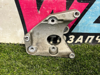 кронштейн компрессора кондиционера Ford Mustang 6 поколение S550 [рестайлинг] 2020, 2.3 л., бензин, АКПП, купе, FR3E19D624CA