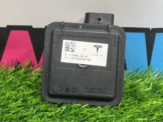 блок комфорта Tesla Model 3 1 поколение (2017 - 2026), 111498400B