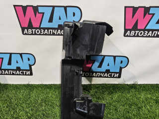 воздуховод (дефлектор) радиатора Ford Mustang 6 поколение S550 [рестайлинг] 2020, 2.3 л., бензин, АКПП, белый, купе, задний привод, JR3B-8102-CA