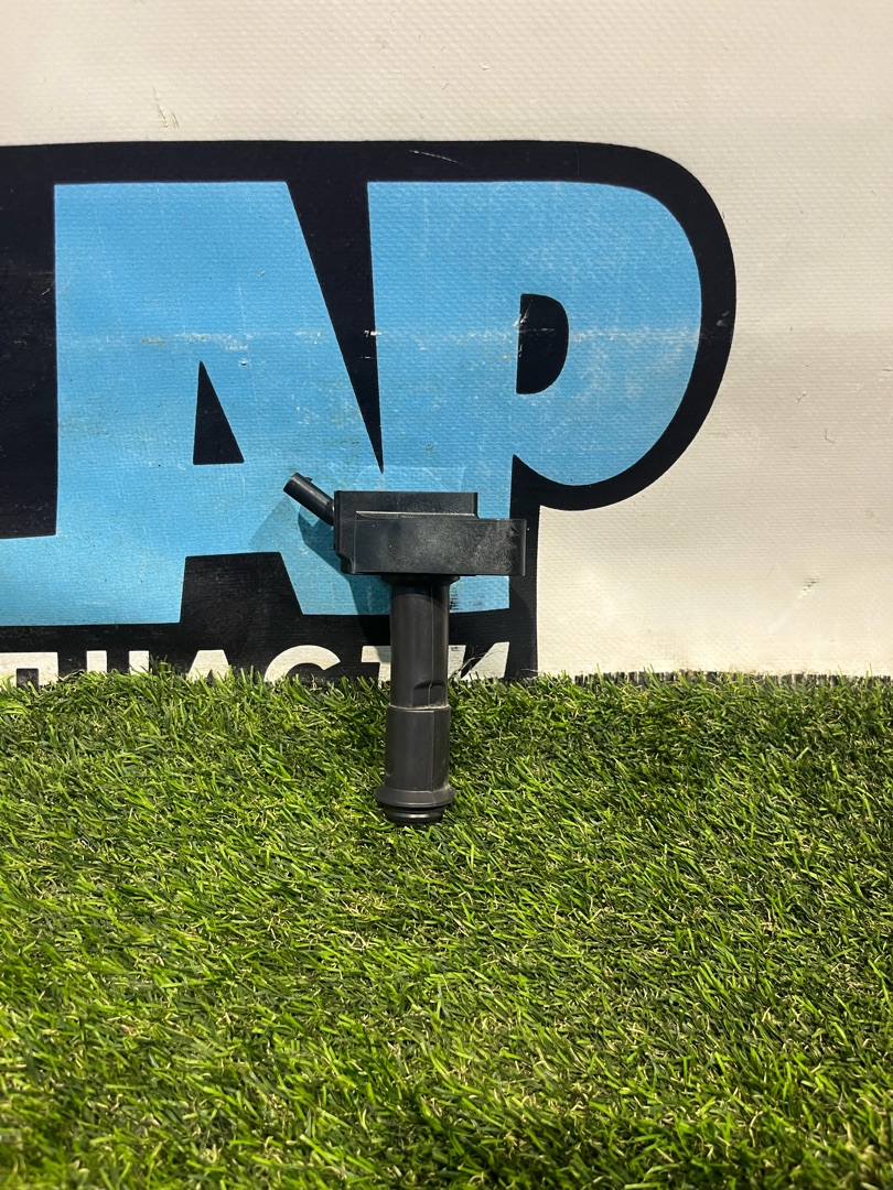 катушка зажигания Ford Escape 4 поколение CX482 2021, 1.5 л., бензин, АКПП, внедорожник 5 дв., полный привод, HX7G-12A366-AB - фото №1