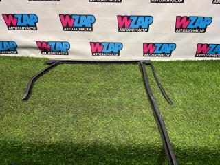 Уплотнитель стекла Ford Edge 2 поколение CD539 [рестайлинг] 2022, 2.0 л., бензин, АКПП, внедорожник 5 дв., полный привод, FT4B-R25824-C