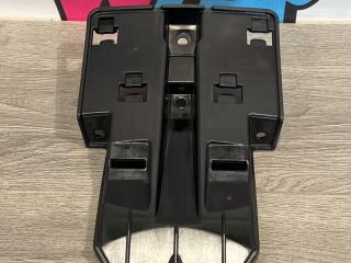 кронштейн (крепление) Tesla Model S 1 поколение [рестайлинг] 2018, электро, седан, 1056284-00-B