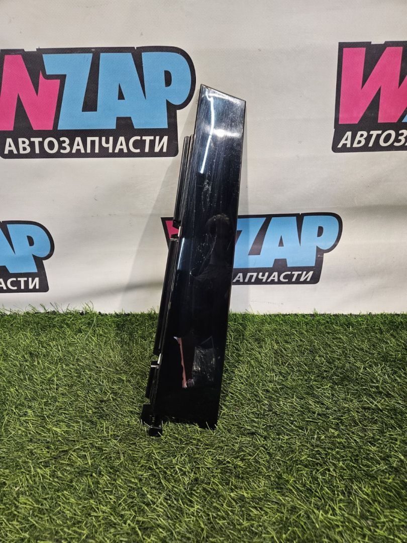 молдинг двери задней правой Ford Escape 4 поколение CX482 2021, 1.5 л., бензин, АКПП, внедорожник 5 дв., передний привод, LJ6B-S254A40-AAW - фото №1