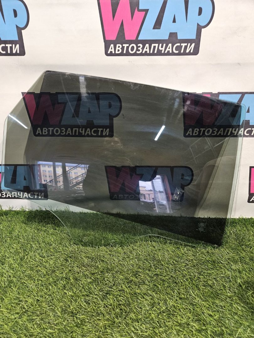 стекло двери задней правой Ford Escape 4 поколение CX482 2021, 1.5 л., бензин, АКПП, внедорожник 5 дв., передний привод - фото №1