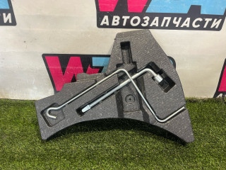 ящик под инструменты Subaru BRZ 1 поколение [рестайлинг] 2020, 2.0 л., бензин, МКПП, синий, купе, задний привод, 95086CA020