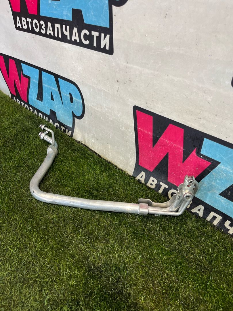 трубка кондиционера Volkswagen Tiguan 2 поколение 2020, 2.0 л., бензин, АКПП, внедорожник 5 дв., 5QB816738A - фото №1