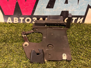 кронштейн (крепление) Ford Mustang 6 поколение S550 [рестайлинг] 2020, 2.3 л., бензин, АКПП, купе, JR3A-12A692-DB