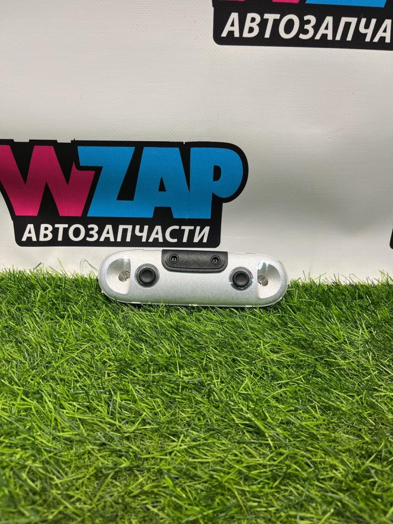 фонарь салона (плафон) Mini Clubman 2 поколение (F54) 2017, 2.0 л., бензин, АКПП, передний привод, 9188804, 43939188804 - фото №1