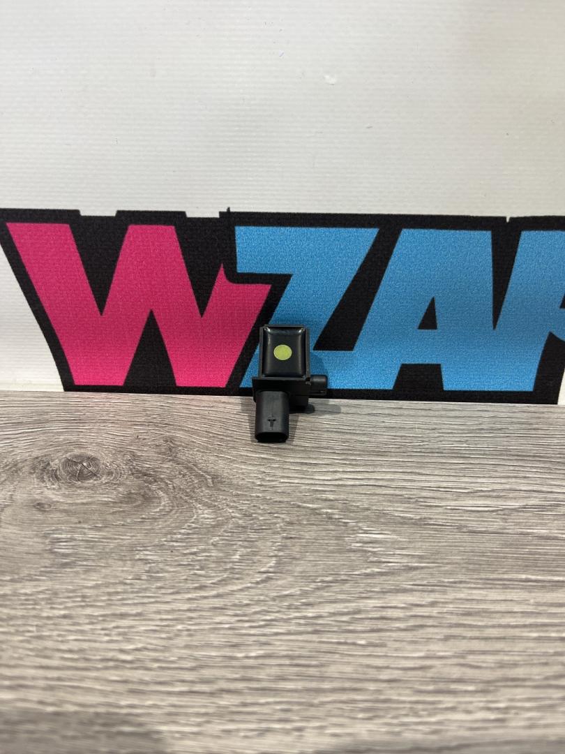 датчик удара Volkswagen Jetta 7 поколение 2019, 1.4 л., бензин, МКПП, черный, седан, передний привод, 5Q0959651B - фото №1