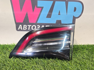 фонарь крышки багажника правый Tesla Model 3 1 поколение [рестайлинг] 2022, 1077402, 1077404