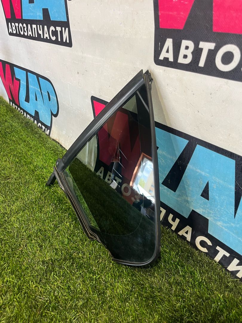 стекло двери задней левой Volkswagen Jetta 6 поколение 2014, 1.4 л., бензин, МКПП, седан, передний привод, 5C6845213 - фото №1