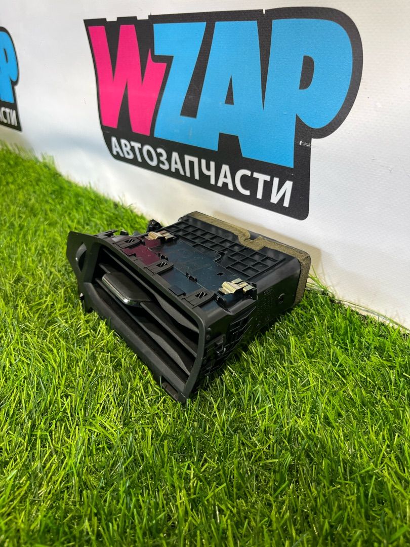 дефлектор обдува салона Ford Escape 4 поколение CX482 2020, 1.5 л., бензин, АКПП, внедорожник 5 дв., JX7B-19893-AJ3JA6 - фото №1