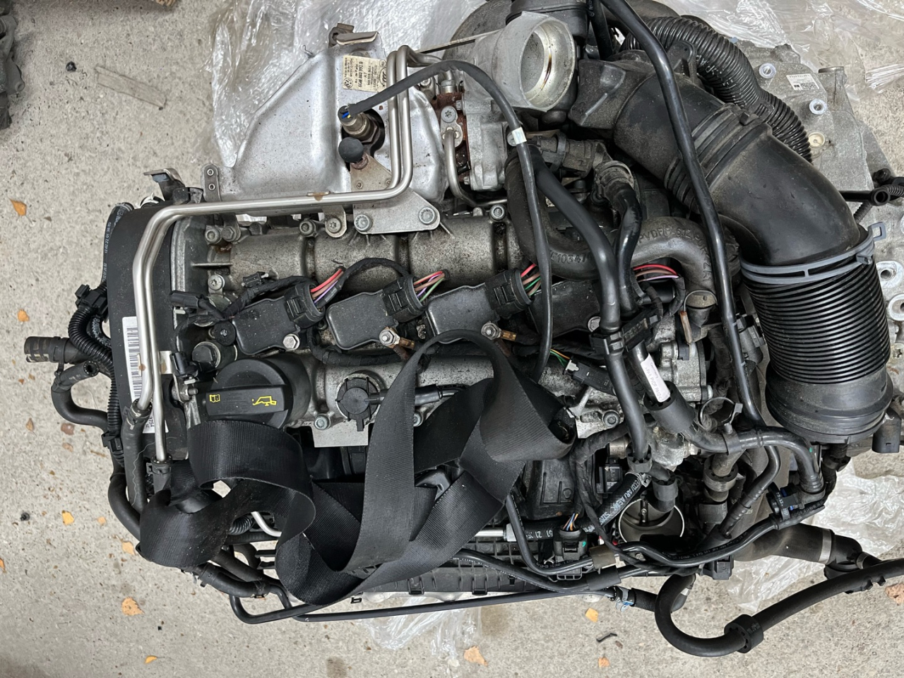 двигатель Volkswagen Jetta 7 поколение 2019, 1.4 л., бензин, АКПП, седан, передний привод, DGX141368 - фото №1