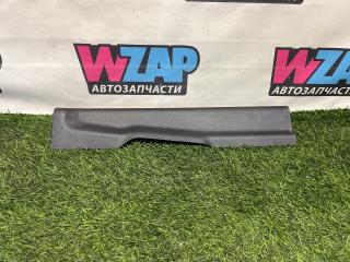 накладка на порог внутренняя Ford Mustang 6 поколение S550 [рестайлинг] 2020, 2.3 л., бензин, АКПП, белый, купе, задний привод, FR3B6313200AFW