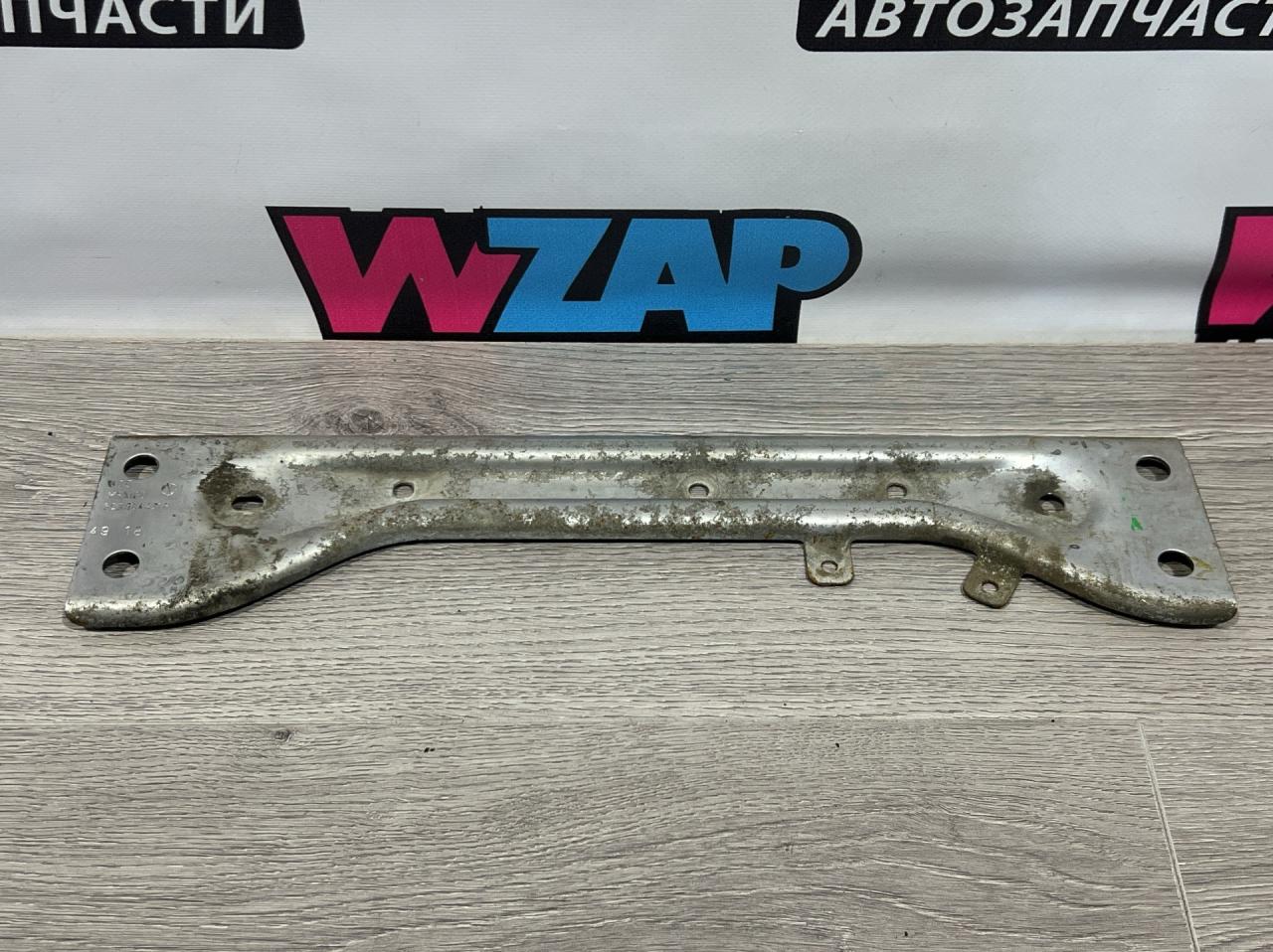 кронштейн (крепление) Volkswagen Jetta 7 поколение 2019, 1.4 л., бензин, АКПП, черный, седан, передний привод, 5Q0604421B - фото №1