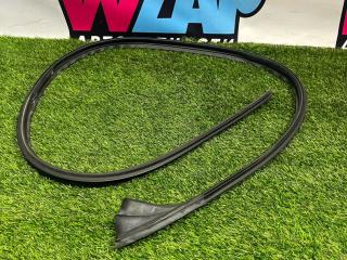 уплотнитель двери Tesla Model Y 1 поколение 2022, электро, белый, 163834