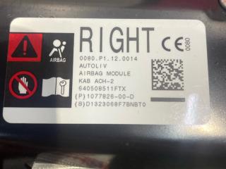 подушка безопасности коленная Tesla Model Y 1 поколение 2023, электро, полный привод, 1077826-00-D