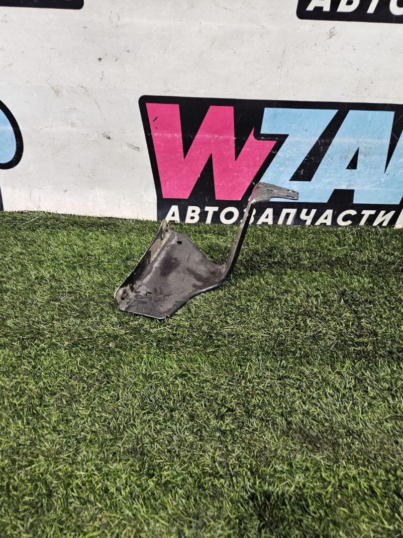 кронштейн (крепление) Tesla Model X 1 поколение 2017, электро, белый - фото №1