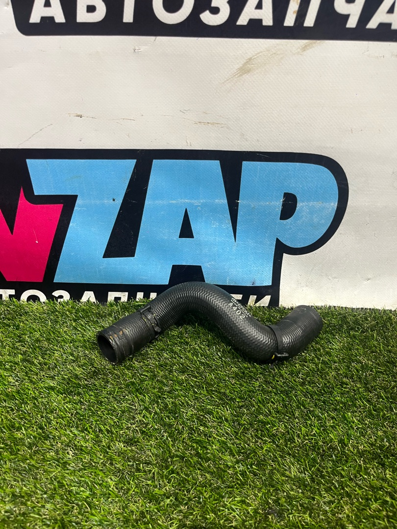 патрубок радиатора Fiat 124 2018, 1.4 л., бензин, МКПП, серы, родстер, задний привод - фото №1