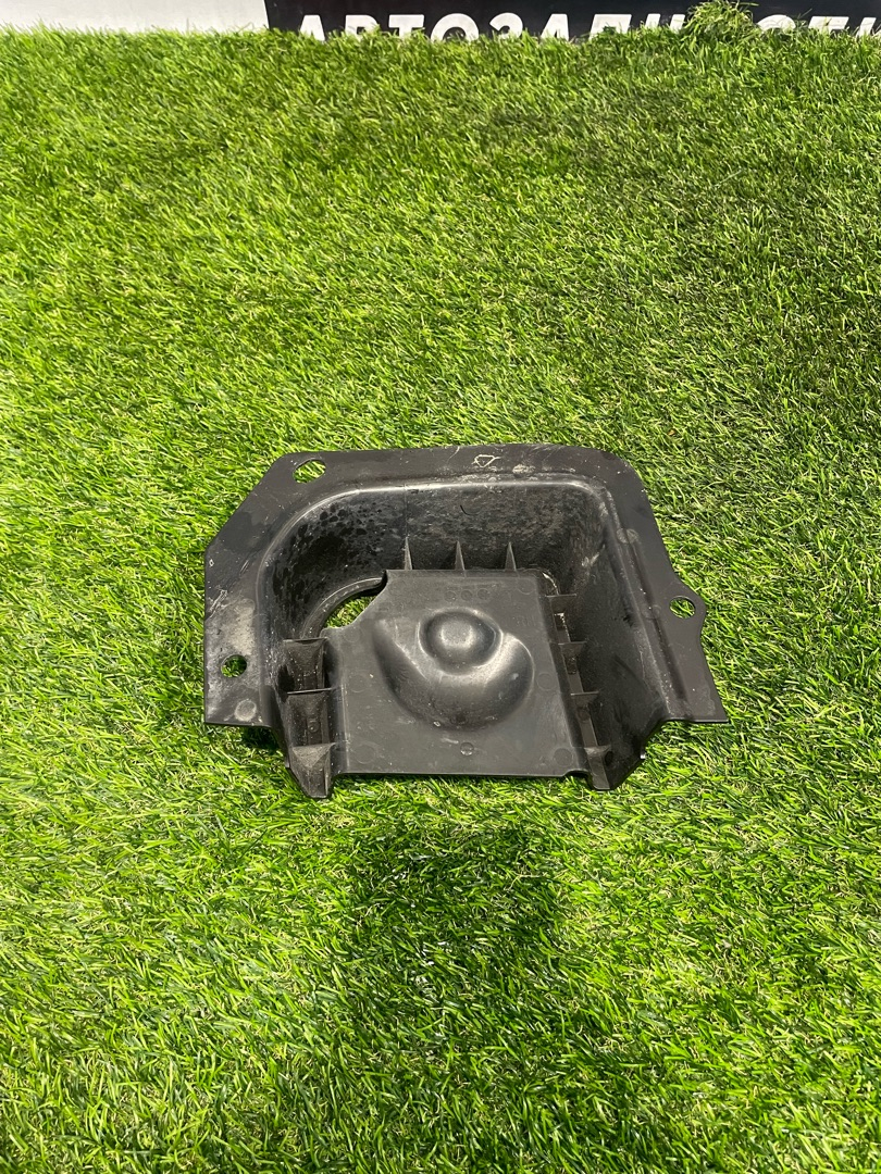 опора амортизатора верхняя (чашка) Tesla Model Y 1 поколение 2022, электро, белый, 1494084-00-A - фото №1