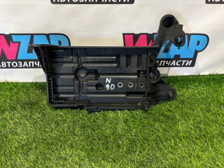 полка аккумулятора Volkswagen Jetta 7 поколение 2019, 1.4 л., бензин, АКПП, седан, передний привод, 5Q0915321J